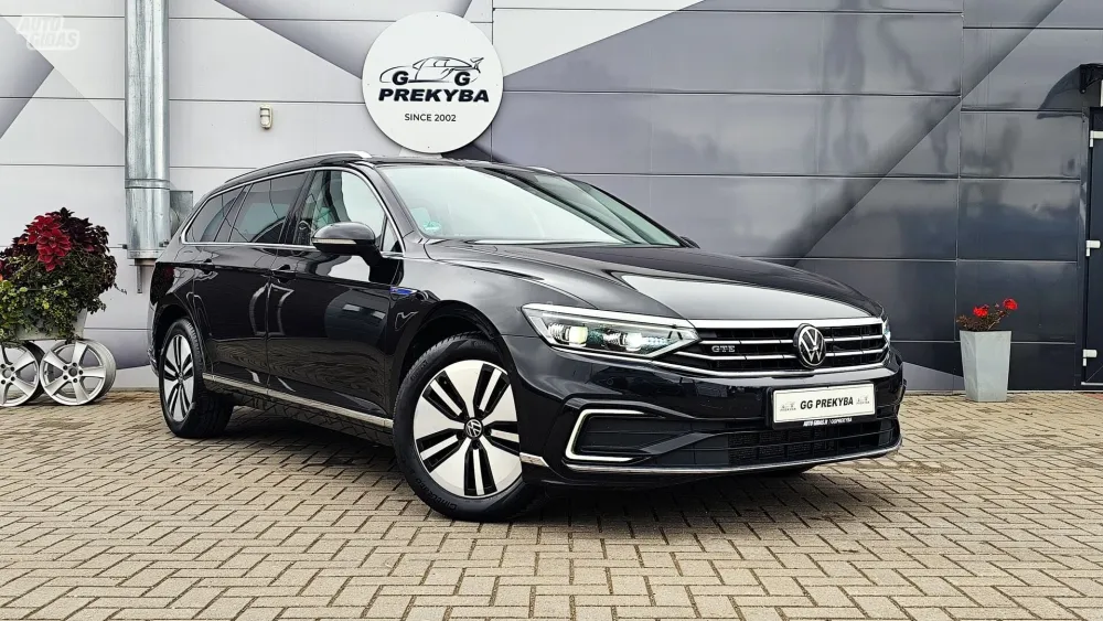Volkswagen Passat 2022 nuotrauka
