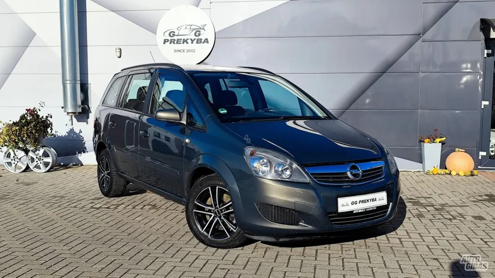 Opel Zafira 2013 nuotrauka