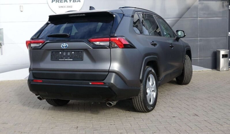 Toyota RAV4 pilnas