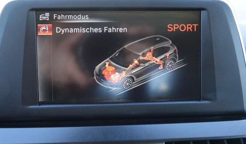 BMW 225 Active Tourer pilnas