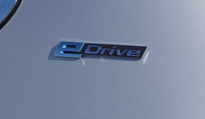 BMW 225 Active Tourer pilnas