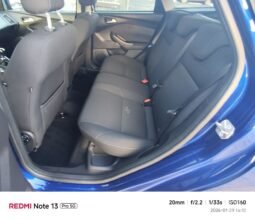 Ford Focus pilnas