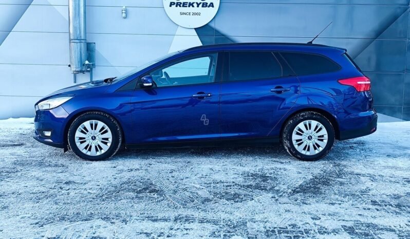 Ford Focus pilnas