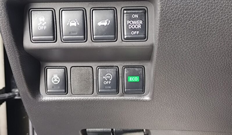 Nissan X-Trail pilnas