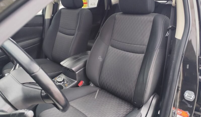 Nissan X-Trail pilnas