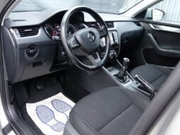 Skoda Octavia Scout pilnas