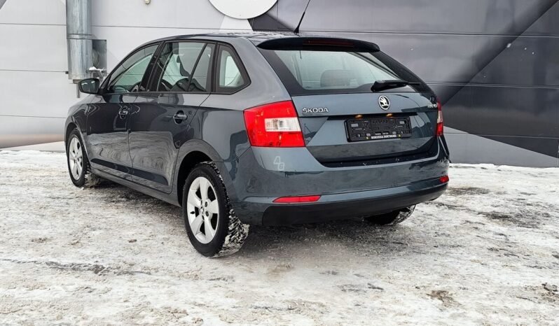 Skoda RAPID pilnas