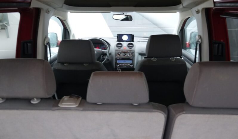 Volkswagen Caddy pilnas