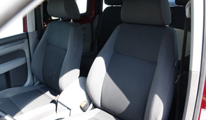 Volkswagen Caddy pilnas