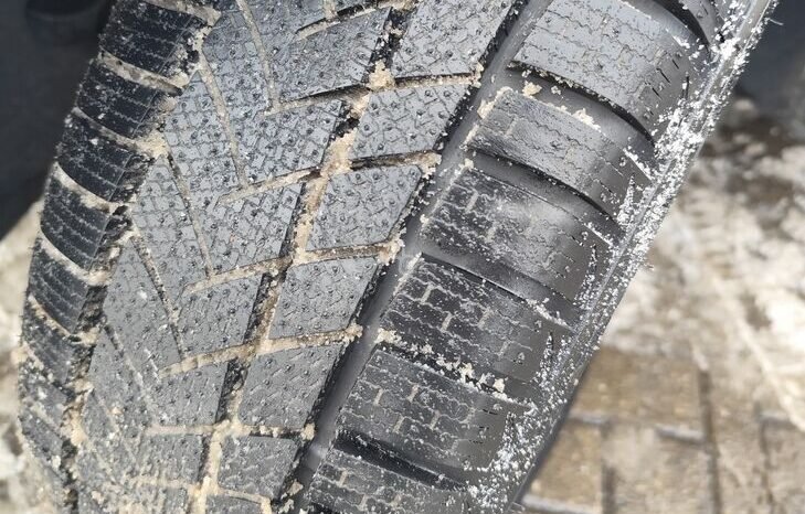 Volkswagen Caddy pilnas