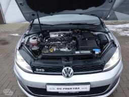 Volkswagen Golf pilnas