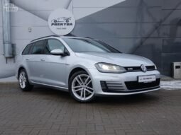 Volkswagen Golf pilnas