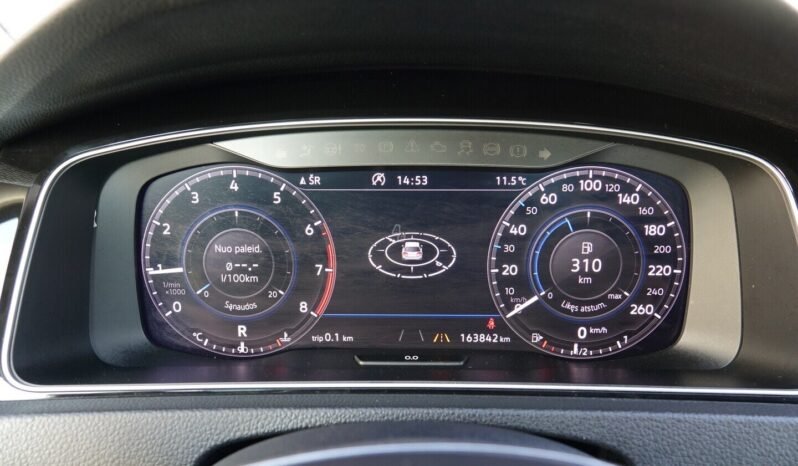 Volkswagen Golf pilnas