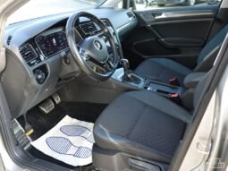 Volkswagen Golf pilnas