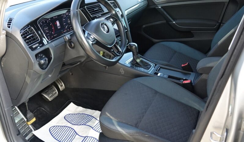 Volkswagen Golf pilnas