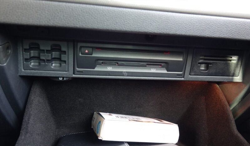 Volkswagen Golf pilnas