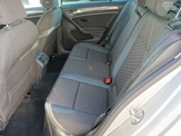 Volkswagen Golf pilnas