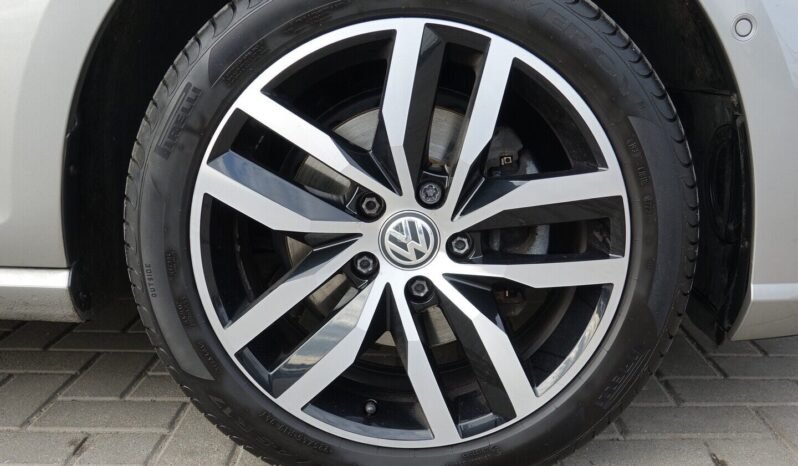 Volkswagen Golf pilnas