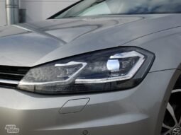 Volkswagen Golf pilnas