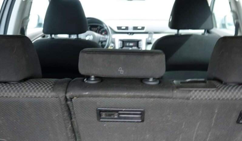 Volkswagen Passat pilnas