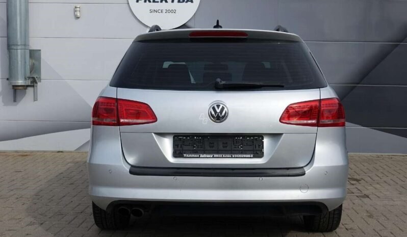 Volkswagen Passat pilnas