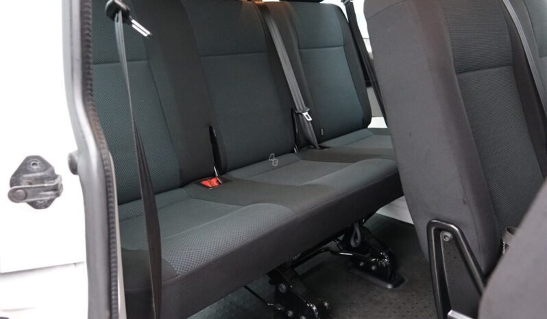 Volkswagen Transporter pilnas