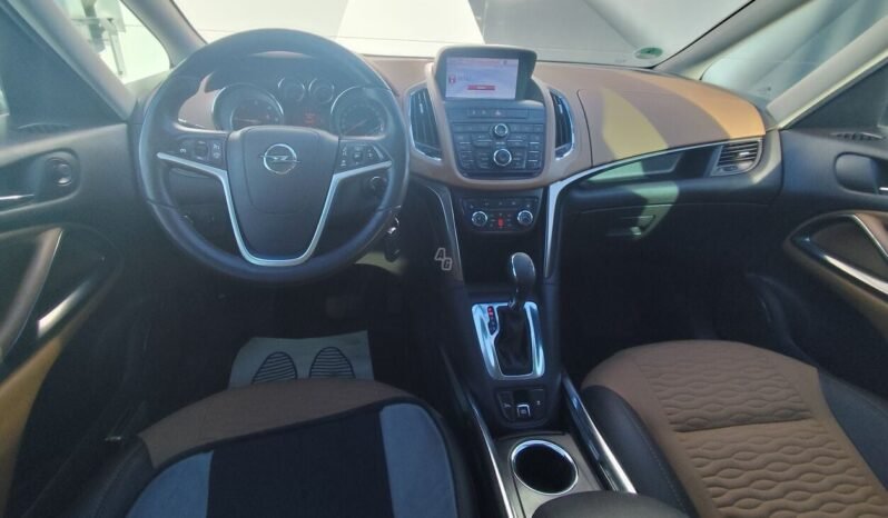Opel Zafira Tourer full