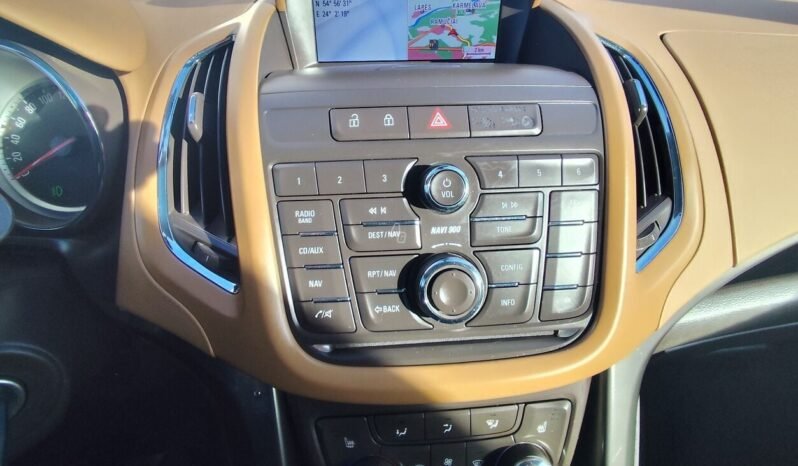 Opel Zafira Tourer full