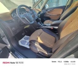 Opel Zafira Tourer full