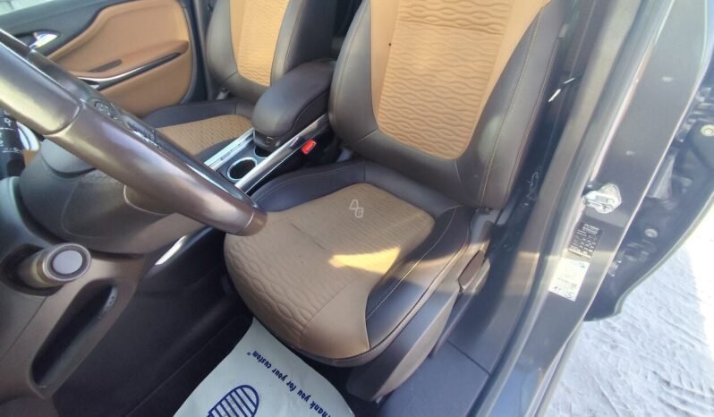 Opel Zafira Tourer full