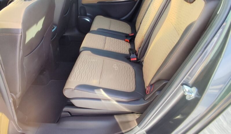 Opel Zafira Tourer full