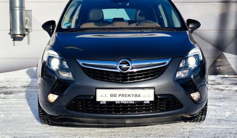 Opel Zafira Tourer full