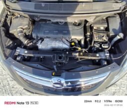 Opel Zafira Tourer full