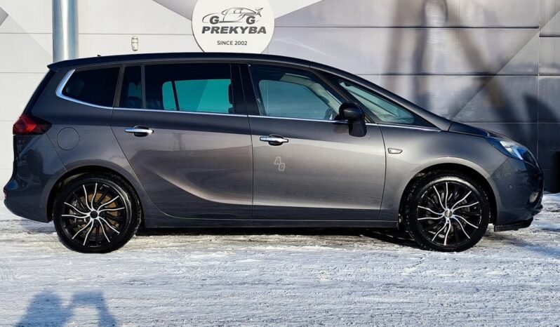 Opel Zafira Tourer full