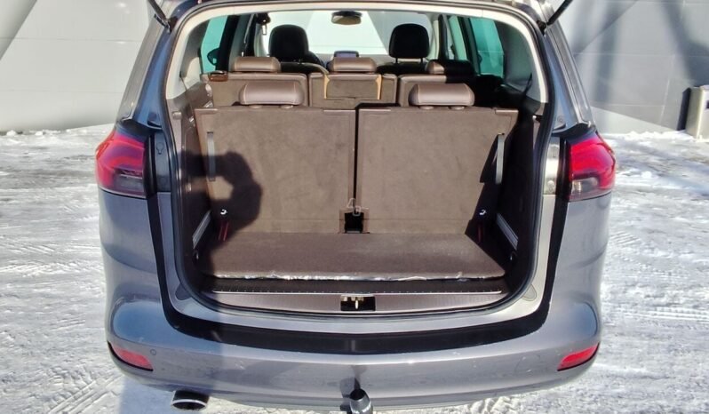 Opel Zafira Tourer full