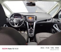 Opel Zafira Tourer full