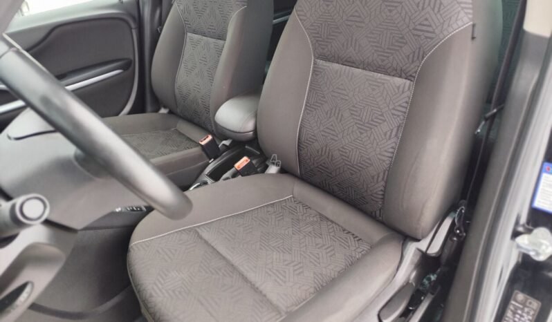 Opel Zafira Tourer full