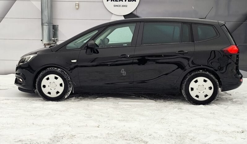 Opel Zafira Tourer full