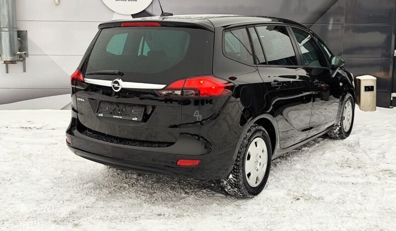 Opel Zafira Tourer full
