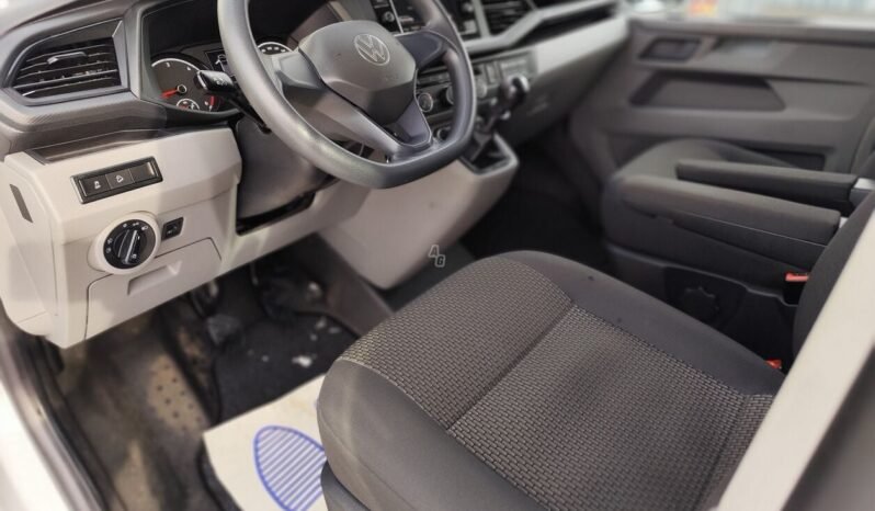 Volkswagen Transporter full