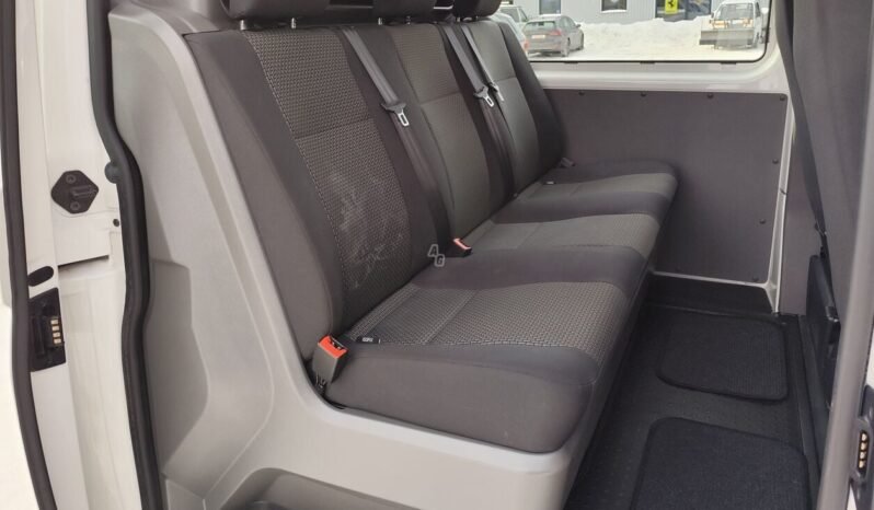 Volkswagen Transporter full