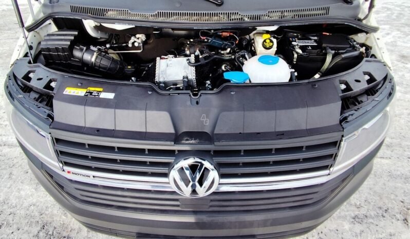 Volkswagen Transporter full