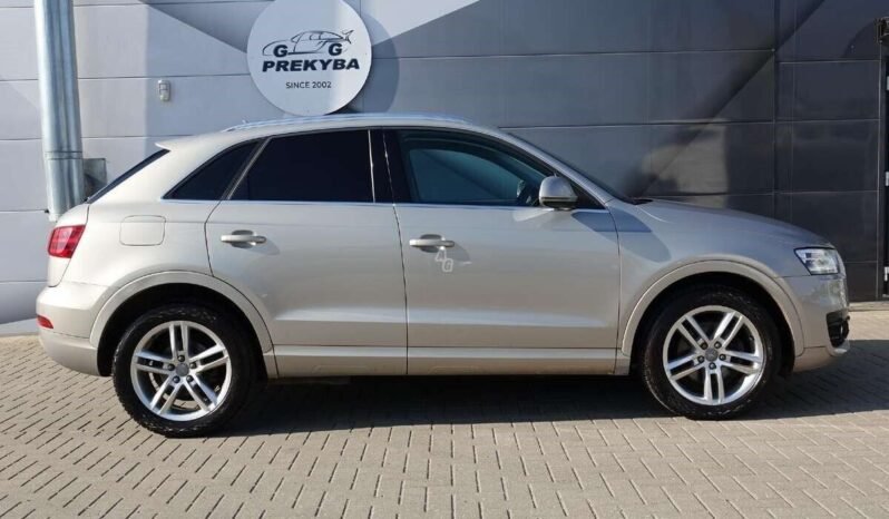 Audi Q3 pilnas