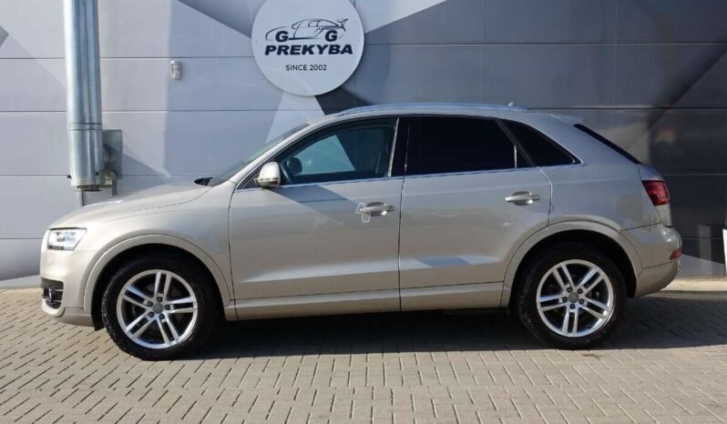 Audi Q3 pilnas