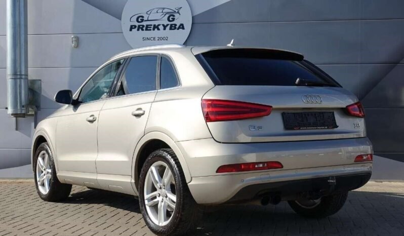 Audi Q3 pilnas