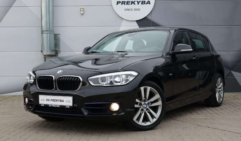 BMW 120 pilnas