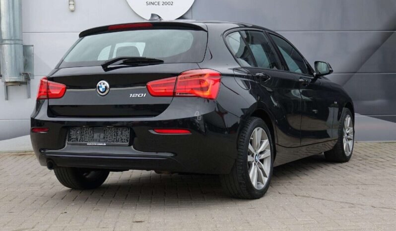 BMW 120 pilnas