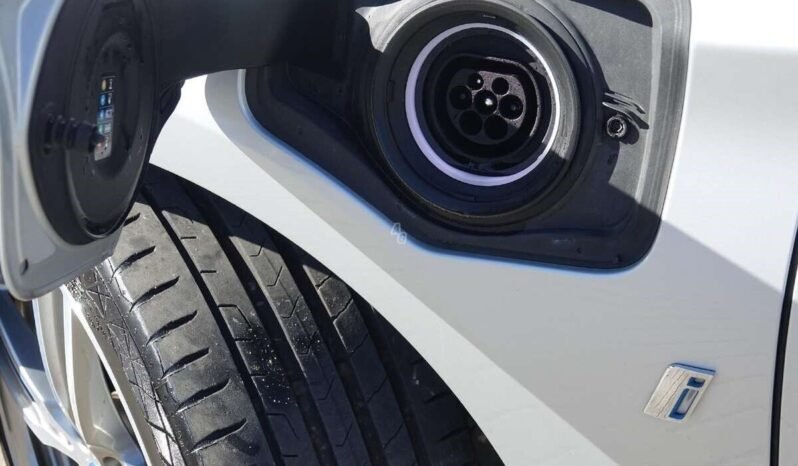 BMW 225 Active Tourer pilnas