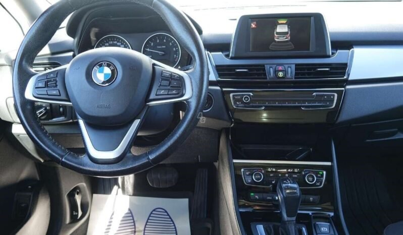 BMW 225 Active Tourer pilnas