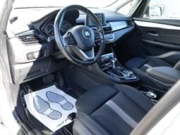 BMW 225 Active Tourer pilnas